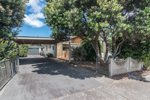 20 Reeves Street, Waikanae Beach, Waikanae