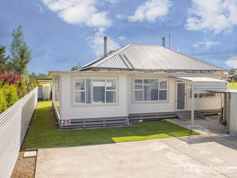 25 Hilton Road, Carterton
