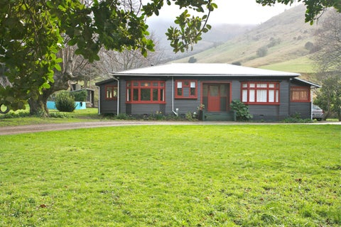 3885 Christchurch Akaroa Road, Little River, Little River