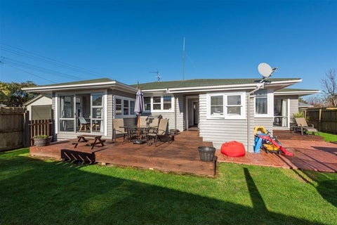 6 Holdaway Street, Riversdale, Blenheim