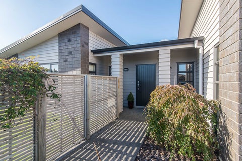 1 Caterer Lane, Paraparaumu