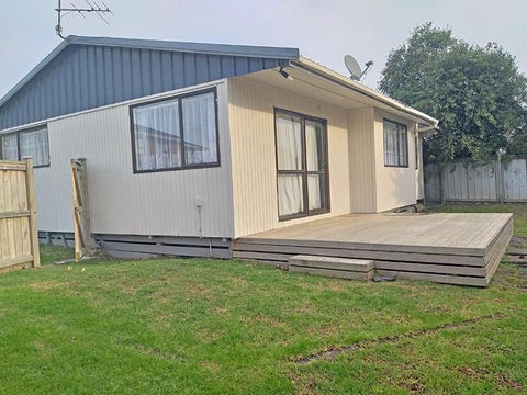 2/14 Trevor Hosken Drive, Wiri, Auckland