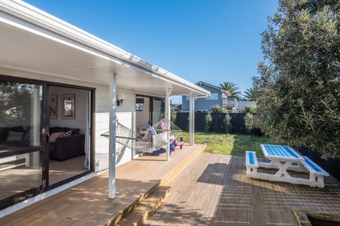 27 Titoki Road, Waikanae Beach, Waikanae