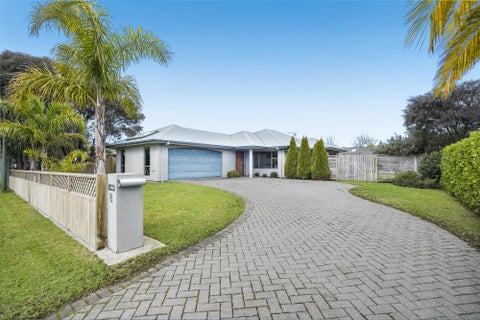 8 Farringdon Avenue, Rototuna North, Hamilton