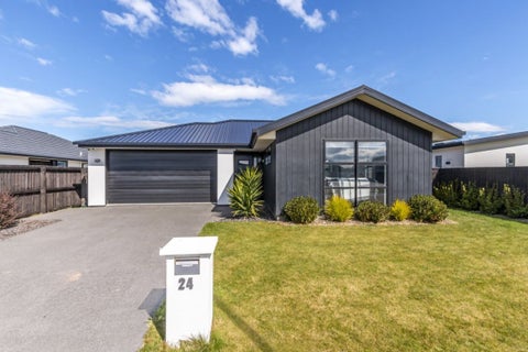 24 Kingsbridge West, Burwood, Christchurch