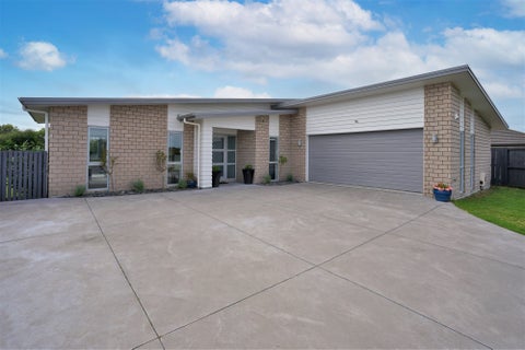 34 Whitney Place, Rototuna North, Hamilton