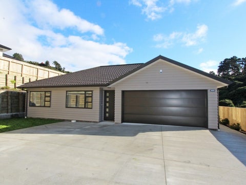 44 Staithes Drive North, Whitby, Porirua
