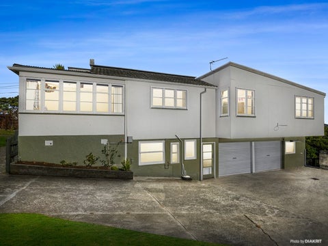 135 Nevay Road, Karaka Bays, Wellington