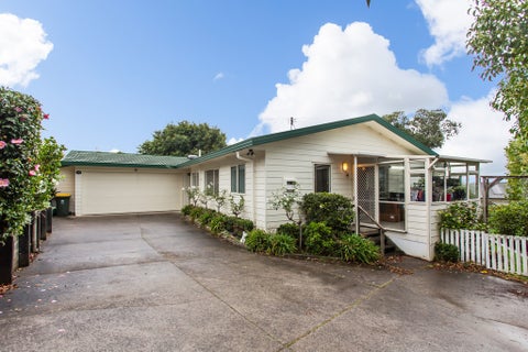 1/127 Cook Street, Howick, Auckland