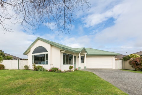 39 Kensington Drive, Taradale, Napier