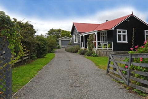 43 Grey Street, Martinborough, Martinborough