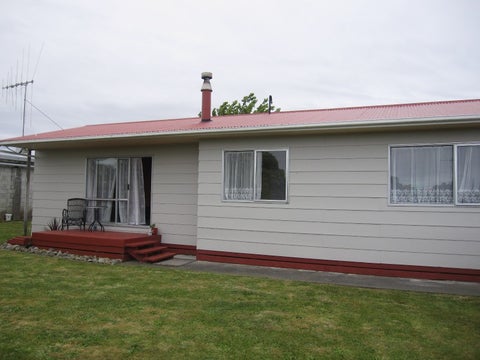 64 Kirk Street, Otaki