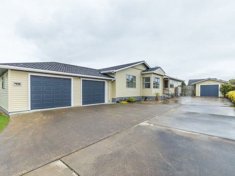 617 Queen Street East, Levin, Levin