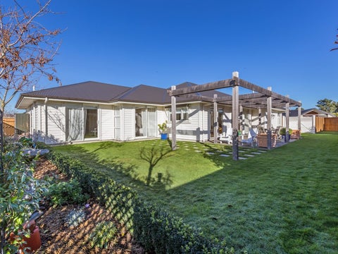 10 Carnaveron Drive, Lincoln, Lincoln