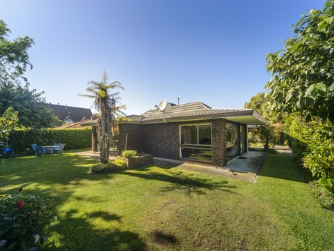 15 Truscott Grove, Awapuni, Palmerston North