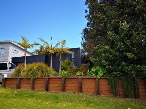 415 Linton Crescent, Whangamata