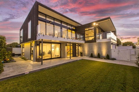 2/1 Tokomaru Street, Orakei, Auckland