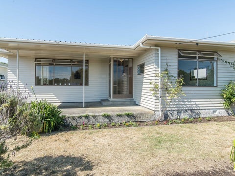 10 Kaka Road, Raumati Beach, Paraparaumu
