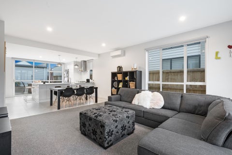 8 Hakaro Way, Takanini, Auckland