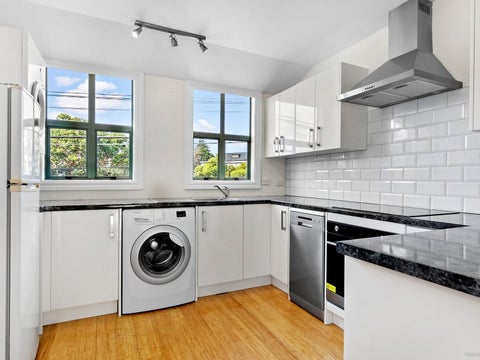 2/168 Tinakori Road, Thorndon, Wellington