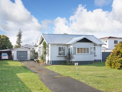 7 Ngahina Street, Marton