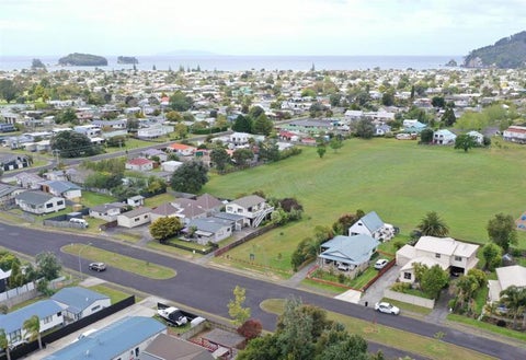 108 The Drive, Whangamata