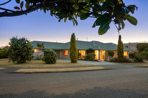 38 Murray Court, Paraparaumu Beach, Paraparaumu