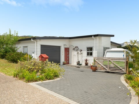 127 Kennedy Road, Pyes Pa, Tauranga
