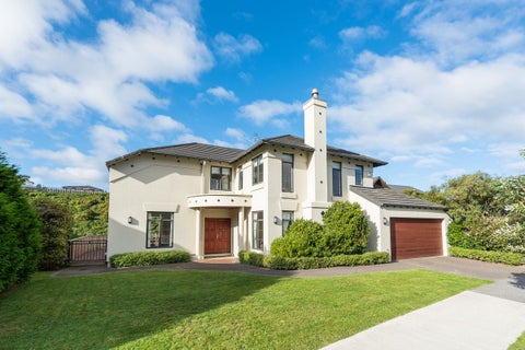 14 Amesbury Drive, Churton Park, Wellington