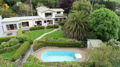14 Bute Street, Moeraki