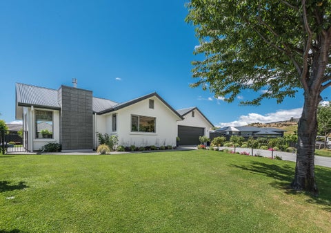 59 Kelliher Drive, Wanaka