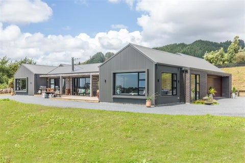 157 Manakau Heights Drive, Manakau, Levin