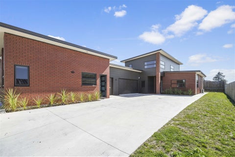 13 Kapua Crescent, Rototuna North, Hamilton