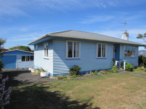 16 Mason Road, Hawera
