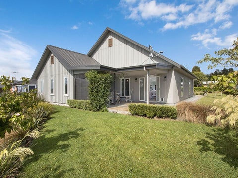 21 HIGHFIELDS DRIVE, Katikati, KATIKATI