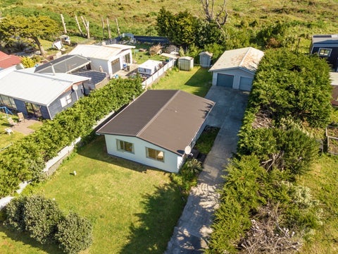 7 Kitchener Street, Te Horo Beach