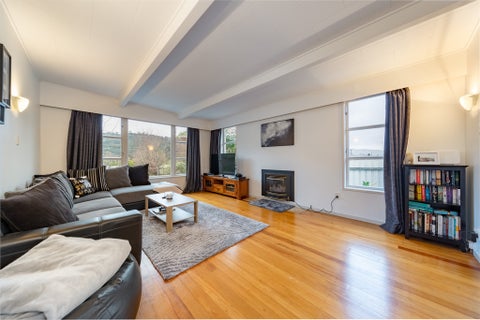 429 Stokes Valley Road, Stokes Valley, Lower Hutt
