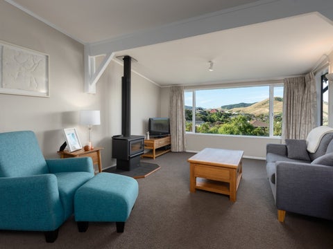 2/33 Halswater Drive, Churton Park, Wellington
