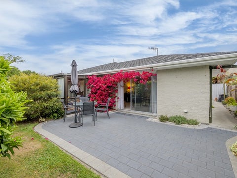 18 Fleetwood Grove, Waikanae, Waikanae