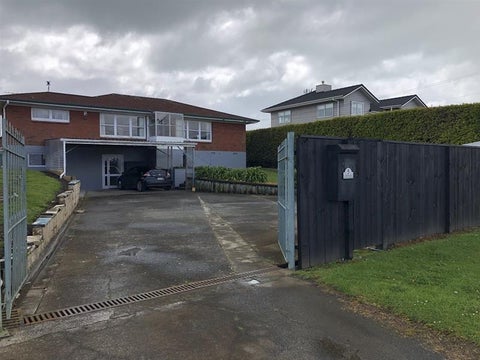 5 Karaka Road, Beachlands, Auckland