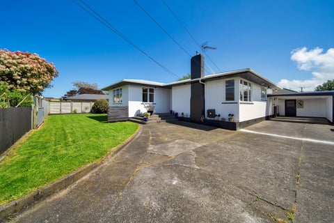 105 Wilson Street, Hawera