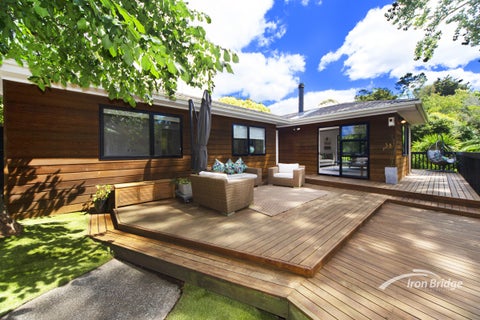 2/200 VERBENA RD, Birkdale, Auckland