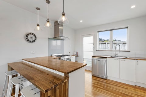2/116 Beach Haven Road, Beach Haven, Auckland