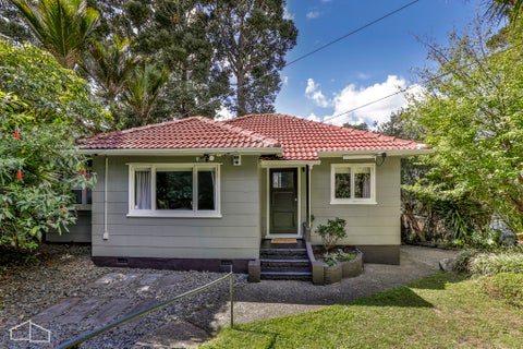 12 Tainui Road, Titirangi, Auckland