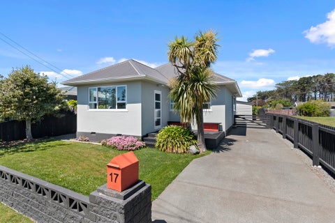 17 Admirals Way, New Brighton, Christchurch