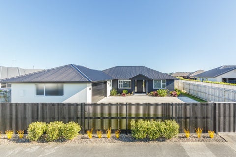 51 Rodeo Drive, Kelvin Grove, Palmerston North