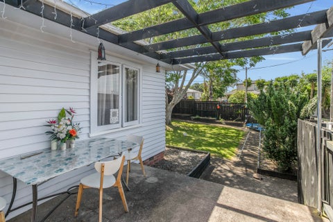 23 Mcintyre Road, Mangere Bridge, Auckland