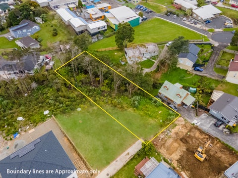 15 Happeace Lane, Titirangi, Auckland