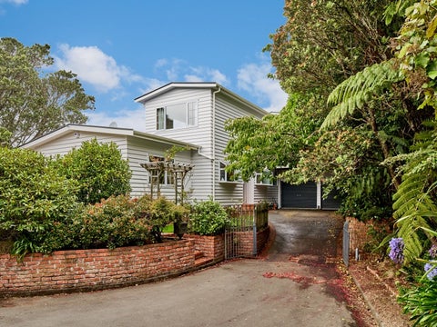 5 Beavis Lane, Karori, Wellington