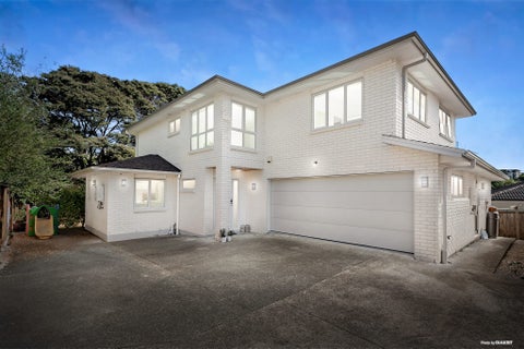 18A Halsey Drive, Lynfield, Auckland